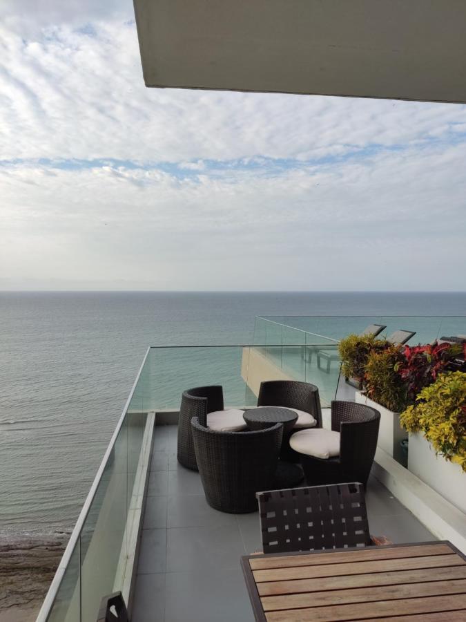 Departamento Suite frente al mar Poseidon Manta Exterior foto
