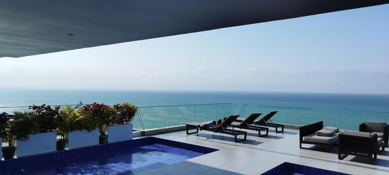 Departamento Suite frente al mar Poseidon Manta Exterior foto