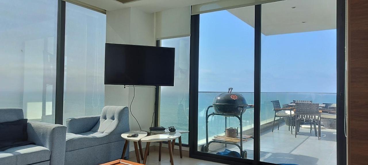 Departamento Suite frente al mar Poseidon Manta Exterior foto